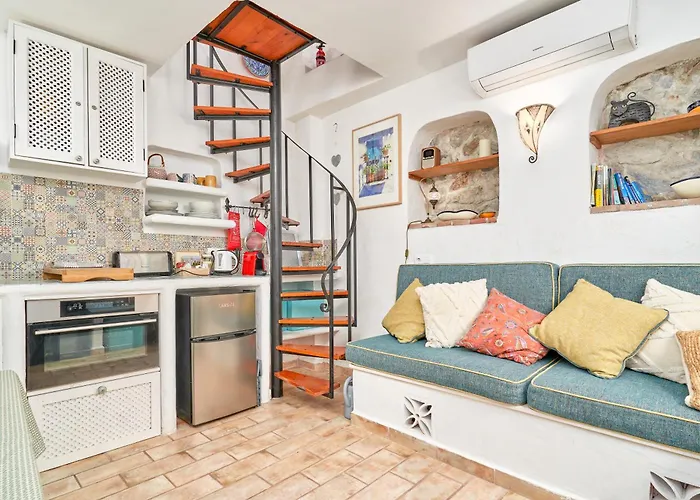 La Casita Chica